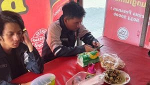 Mahasiswa KKN UNDIP Lakukan Branding Media Sosial untuk UMKM Kuliner di Daerah Kedung Lumbu, Surakarta