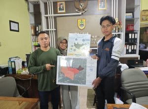 Upaya Penguatan Data dan Perencanaan, Mahasiswa KKN UNDIP Lakukan Pendampingan dalam Pembuatan Profil Desa