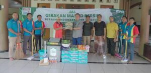 Ciptakan Lingkungan Ibadah yang Sehat, Indomaret dan Unilever Gelar Aksi Bersih-Bersih Masjid di 45 Kota!