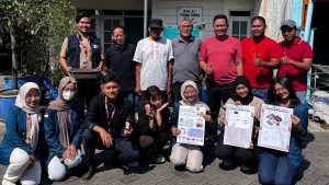 Mahasiswa KKN UNDIP Ajak Warga Plamongansari Olah Limbah Jadi Pakan