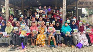 Mahasiswa KKN-T Undip Perkenalkan Platform LMSKU untuk Tingkatkan Literasi Keuangan UMKM di Desa Sukorejo