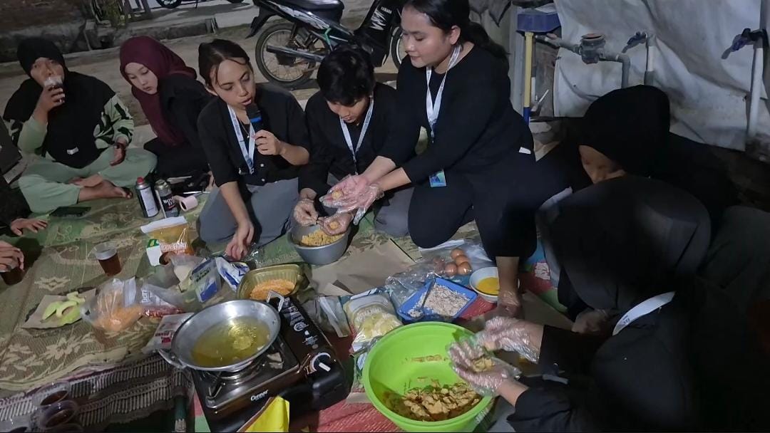Tingkatkan Gizi Keluarga, Mahasiswa KKN Undip Kenalkan Resep Olahan Lele dan Nila kepada Ibu-Ibu PKK di Desa Loireng