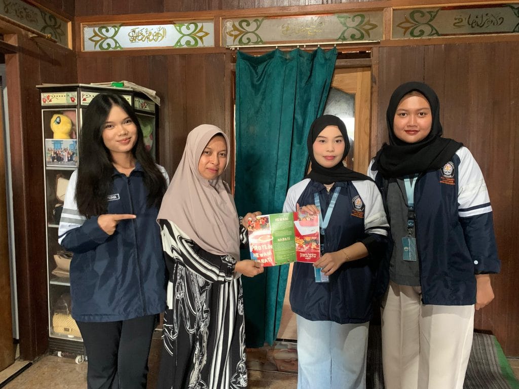 Mahasiswa KKN Universitas Diponegoro Edukasi MPASI Berbahan Lokal untuk Cegah Stunting di Desa Kebonagung