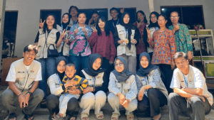 Mahasiswa KKN UPGRIS Kelompok 37 Aktif Dukung Kesehatan Warga Lewat Kegiatan Posyandu di Desa Tlogo