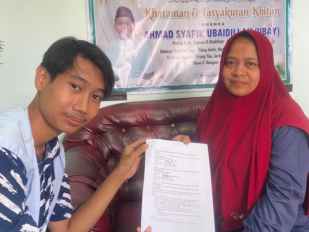 Peduli UMKM, Mahasiswa KKN-T Undip dan UNWAHAS Gelar Penyuluhan Kontrak Jual Beli UMKM Secara Sederhana