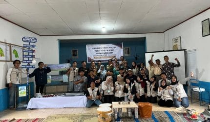 Mahasiswa KKN UPGRIS Kelompok 37 Gelar Sosialisasi Pengelolaan dan Pemanfaatan Limbah Sampah di Desa Tlogo