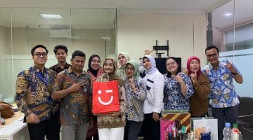 Bekal Dunia Kerja, Mahasiswa Manajemen UPGRI Semarang Ikuti Magang di PT Pegadaian Kanwil XI Semarang