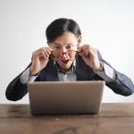 Seseorang berhasil upload berita ke media online.