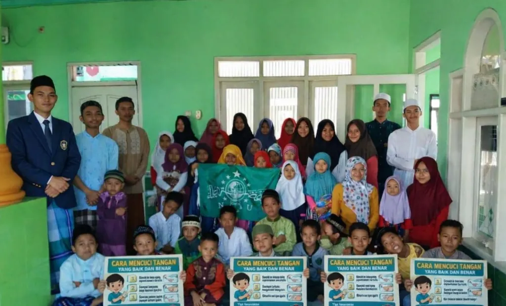 Mahasiswa KKN UPGRIS Gelar Sosialisasi Cuci Tangan yang Baik dan Benar di TPQ Al Hidayah