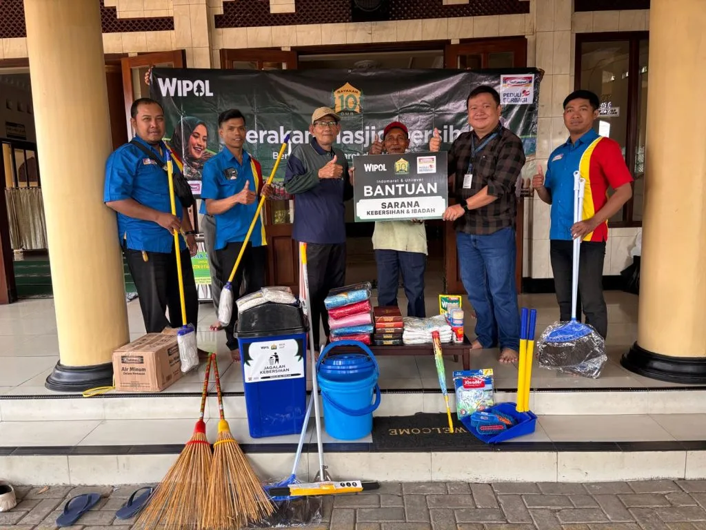 Gotong Royong Sambut Ramadan, Indomaret dan Wipol (Unilever) Kembali Gelar Gerakan Masjid Bersih 2026