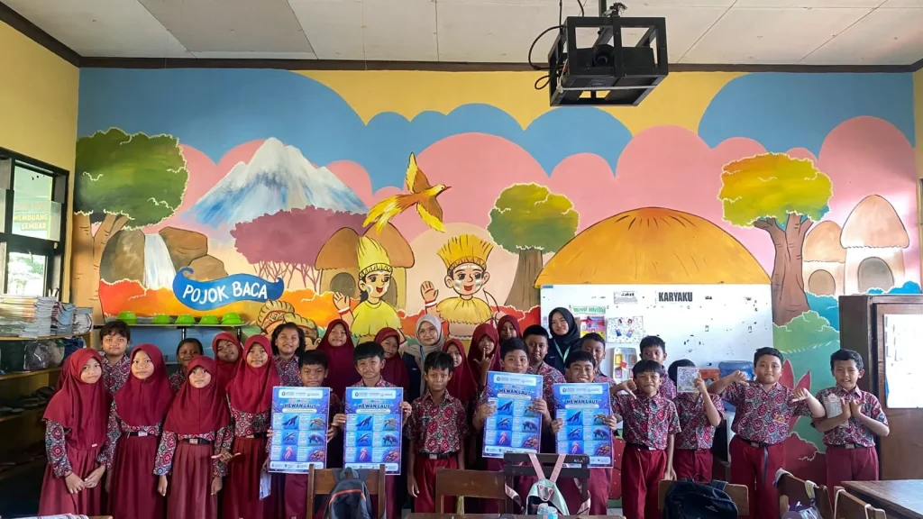 Mahasiswa KKN-T TIM 135 UNDIP Edukasi Siswa Kelas IV SD tentang Pentingnya Menjaga Ekosistem Laut