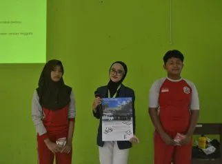Mahasiswa Arsitektur UNDIP Sosialisasikan Arsitektur Berkelanjutan kepada Siswa SMPN 3 Mranggen