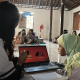 Suasana hangat pendampingan belajar berhitung bersama mahasiswa KKN Undip, di Posko Desa Pilang. Melalui interaksi langsung, anak-anak diajak memahami konsep berhitung dasar dengan cara yang seru dan mudah dipahami.